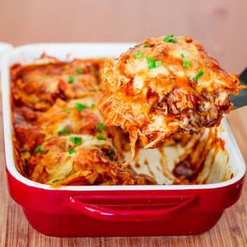 Cazuela de enchiladas de pollo